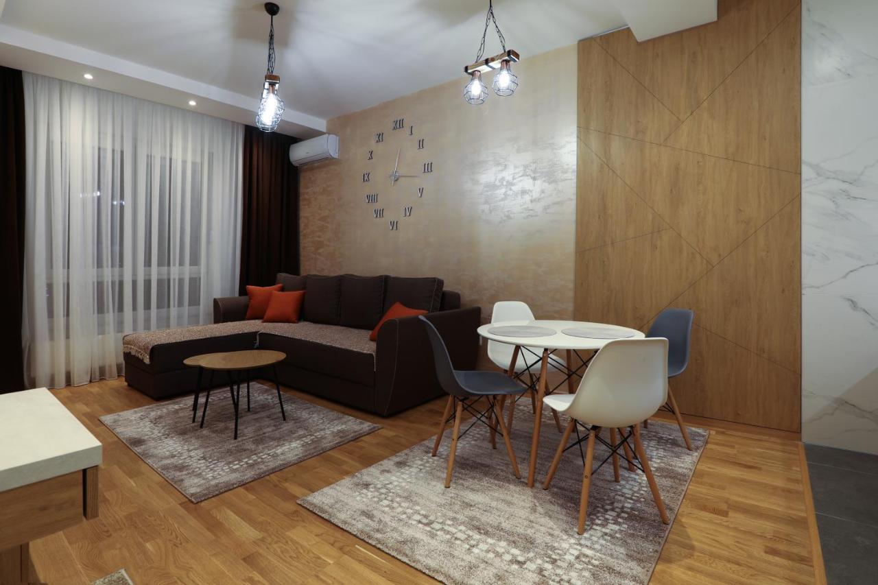Apartment Promenada Avenija Novi Sad Eksteriør bilde